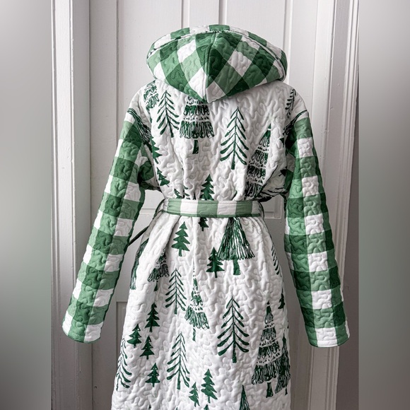 Handmade 🧵 🪡 Upcycled Evergreen Rhinestone Embellished Robe Coat - Picture 6 of 12